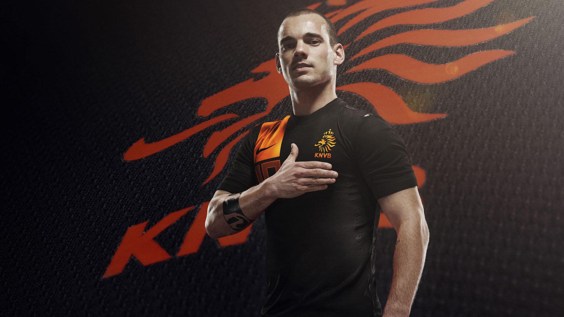 传奇退役:他的职业生涯为足球树立新标杆,传奇人物足球